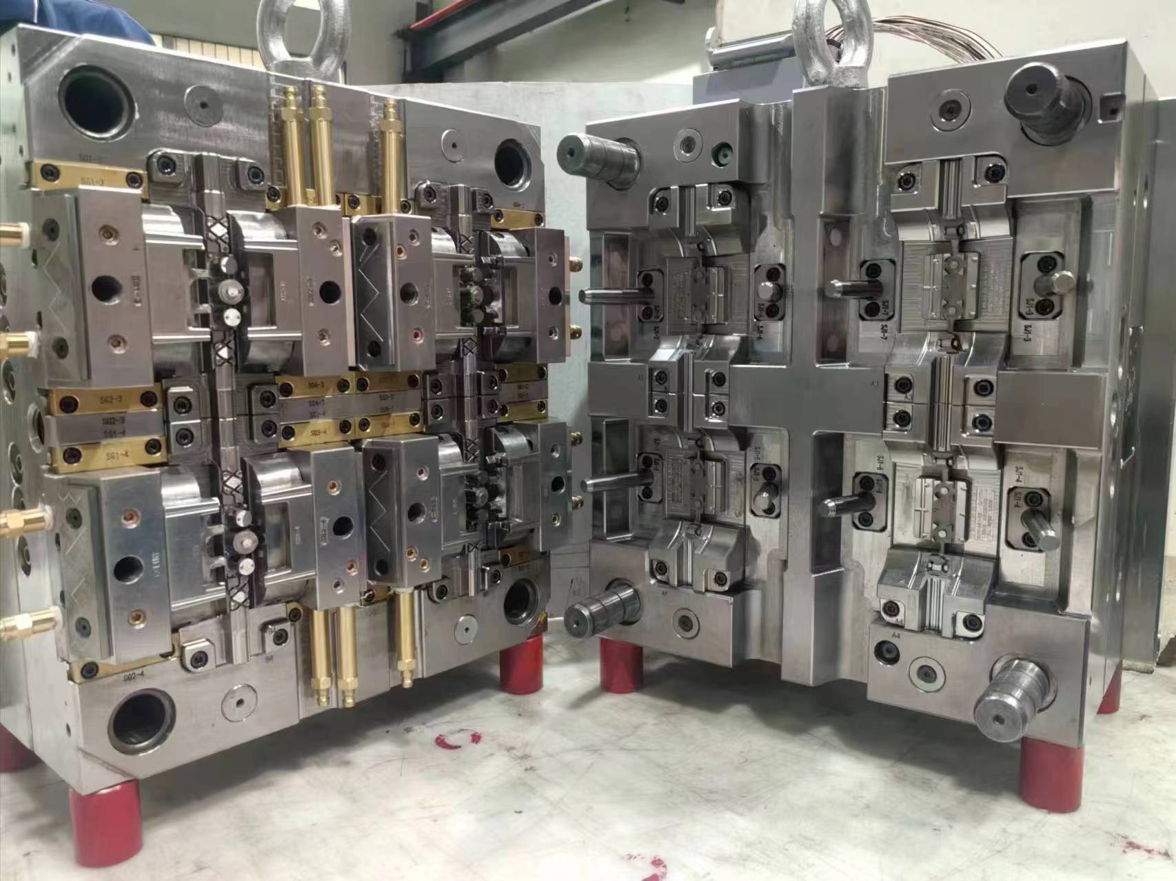Injection Mold
